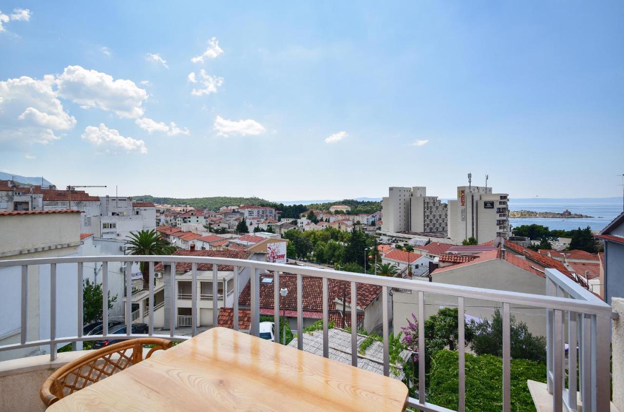 Apartmani Mate Макарска Екстериор снимка