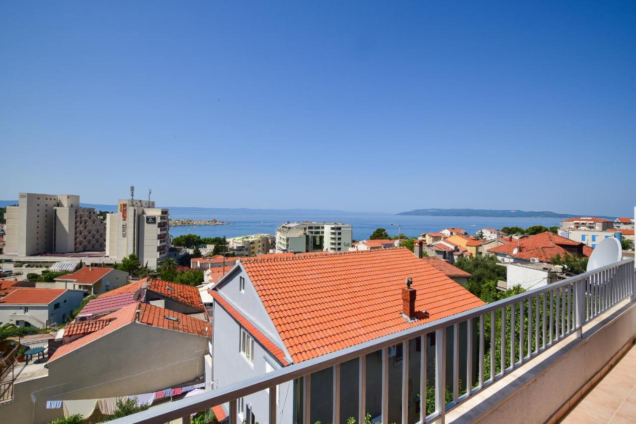 Apartmani Mate Макарска Екстериор снимка